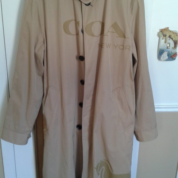 Coach  woman authentic trench  coat  size large  new never worn - Picture 3 of 9